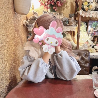 mocherryco's profile picture. ﾊﾟｰｿﾅﾙｶﾗｰｱﾅﾘｽﾄ•ｺｽﾒｱﾄﾞﾊﾞｲｻﾞｰ資格保有🧚‍♀️  歯列矯正中🦷30代/混合肌/秋･春/骨格ﾅﾁｭﾗﾙ/ﾌｫﾛﾊﾞ✦呼びﾀﾒ◎🩵 #むーんぱわーさろん 🌙 #むーんず #glowアンバサダー 🩰🤍🏹