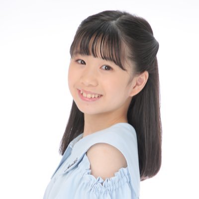 中学1年生13歳 2025.8ミュージカルえんとつ町のプペル ルビッチ役🎩⭐️2024.3 ミュージカル魔女の宅急便 リトルキキ役🧹✨ 2023冒険者たち🐭忠吉役 2023マダガスカルJR.ペンギンズ🐧スキッパー役✨ ミュージカルやテレビ・コレクション出演✨ 🎀スタ選2022WEB投票賞🏆