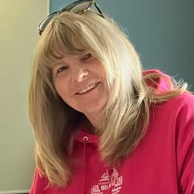 Retired healthcare worker. Proud Liberal! Loves animals more than people🐶🐱 Be Kind Climate change is real. We will continue to fight for Democracy!