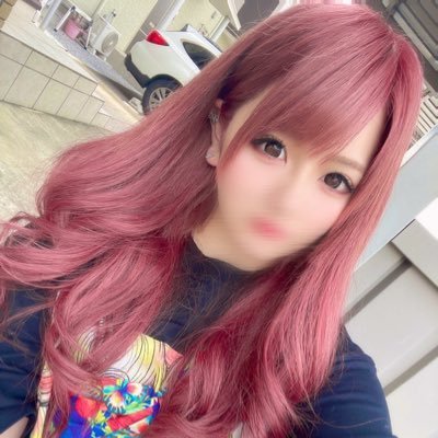 mizzhnyuni83899's profile picture. 