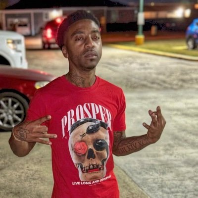 upcoming content creator 📍Louisiana recording artist now booking for features shows and hostings 🤧👑