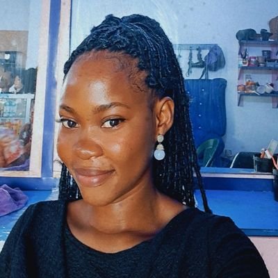 HotgirlPhoebe's profile picture. 