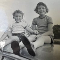 Elizabeth Speller (@lizziespeller) 's Twitter Profile