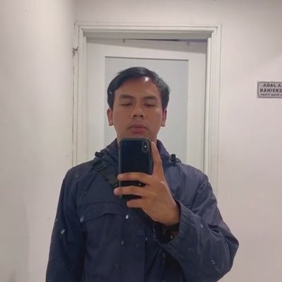 sh434m's profile picture. Nemo malus felix 🤢