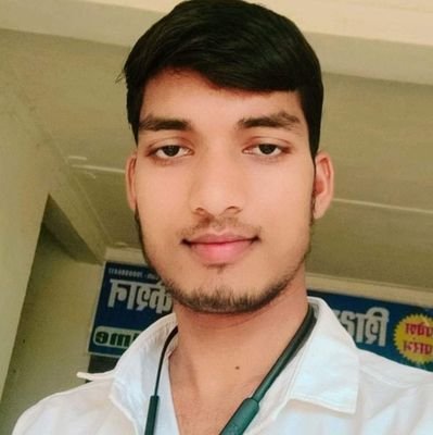माया काली नागिनी, अपने जाये खात।
कुण्डली में छोड़ै नहीं, सौ बातों की बात।।