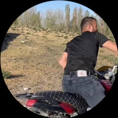Hicarkanabakmaa's profile picture. hiç arkana bakma