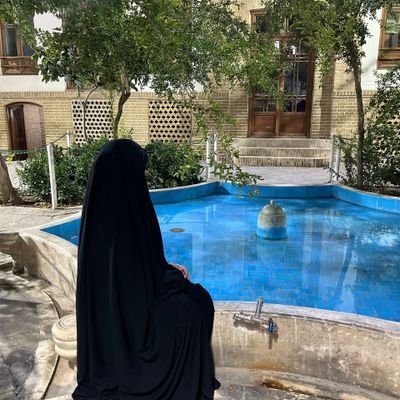 هفتاد و هشتیَم💝
از دیار لر تباران🥰
مشغول به امر تدریس👩🏻🏫
ارشد مطالعات فرهنگی 🎓
متعهد💝