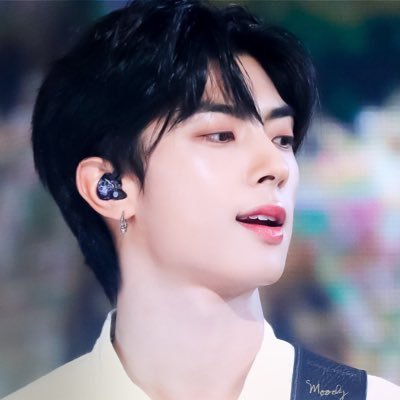 oneweotakunyeo Profile Picture