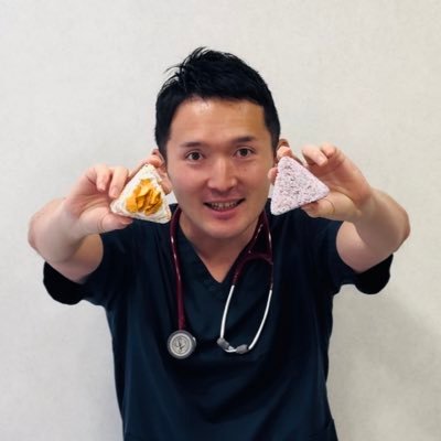 【おにぎり王に、俺はなる🍙】 筑波大体育卒🏀→ 高知大医学部卒🥼→亀田総合病院研修医💉→ウクライナで医療支援🇺🇦→ 隣国モルドバでおにぎり屋&ワイン商人🇲🇩