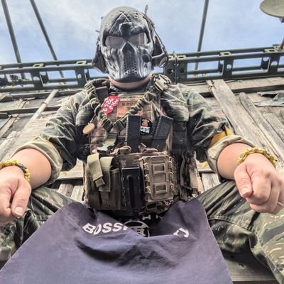 gtasaba's profile picture. 悪の秘密結社BossFactoryの一員で前掛けサバゲーマーしてます。【#俺らのサバゲー】をモットーに日々サバゲーを考えてます。チャリベル🚲️🛎️がフィールドに聞こえたら、Boss製造作業員はそこにいます。ヒットコールは元気に大きな声で称賛の気持ちで。