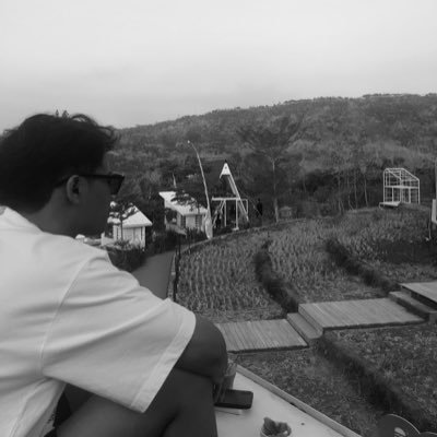 kolakpisanggggg's profile picture. 