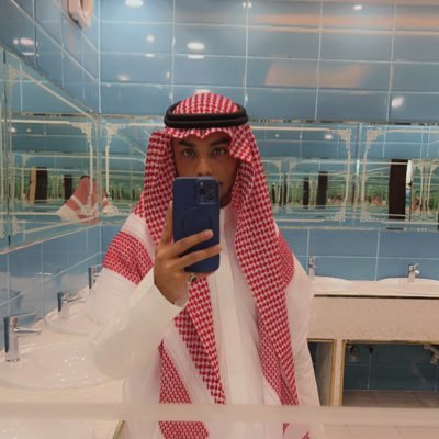 يوماً ستصبح ذكرى لأحدهم، فحاول دائماً أن تكون هذه الذكرى جميلة.