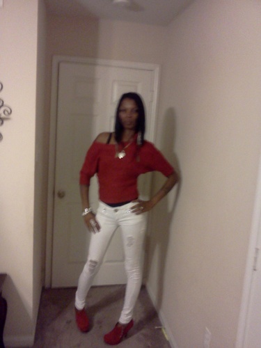 MODELMATERIAL34's profile picture. TAKE ME AS I AM!!OR HAVE NOTHING AT ALL!!!