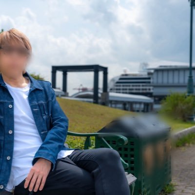 たまに相手してくれる女性と出会いたい ▏ポテチとカップラーメンと冷凍食品ばかり食べてる ▏仕事は自営業で美容業界 ▏173cm 68kg 48歳 都内在住 ▏読書 アニメ 映画鑑賞 ▏アマプラでアニメばかり観てる
