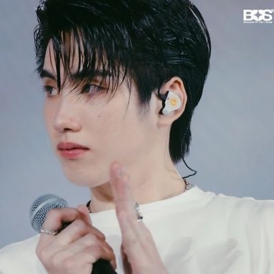 pppnpiano's profile picture. #BUSbecauseofyouishine ✨ BUS12