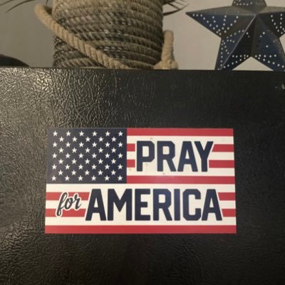 brakelranch's profile picture. Jesus 🙏 Family 🥰 and Golden Retrievers 🐾