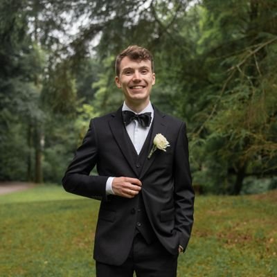 MathiasEgeland's profile picture. Hei, ung mann fra Sandnes her! Over gjennomsnittet interessert i økonomi. Fagbrev i telekom, og y-veien var ikke noe for meg, så nå jobber jeg igjen 👍