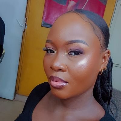 Toniatuslim's profile picture. life is precious ❤️