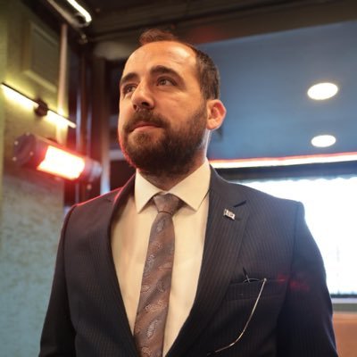 harundemir59's profile picture. 