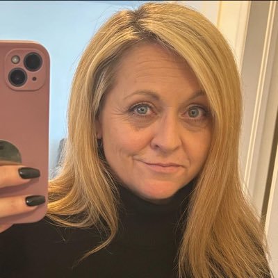 TanyaDunford's profile picture. Wife. Mom. NFL Fan. Hockey Volunteer