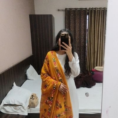 * 🇮🇳 | Sindhi Chokri | MI💙 | CEO OF OVERTHINKING*
• Memes || 🎥 Videos || 🎧 Music || Ig: Memeswalimulagi