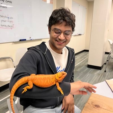 Particle Physics PhD student @ColoradoStateU I love socialism, mountains, chess, skating, discussions on art/sci and people who uplift others. he/him