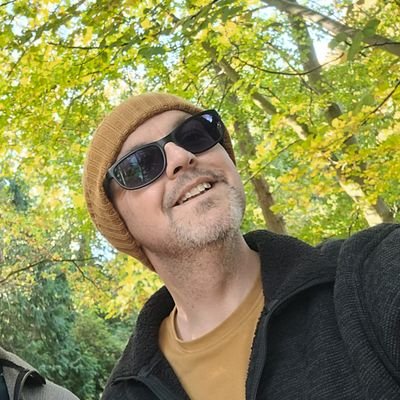 🏳️🌈🇪🇺🎭🎲🥾🎶📸📺🏕🏞🌄🎢🚂✈️🌞🪐🌈☃️🫖🍹🧁🌯🌲🌻🐝🐧🦔🦌🐕👨🏻❤️👨🏻🫂🕺🏻🚴🏼♂️👬🛀✌️👋❤🥳😇