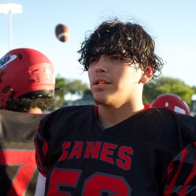 ✝️class of 2026 /jesus villatoro /@northeastcanes oakland park FL, positions are 🏈ath,OL,DT,FB/instagram is @rikibandz 3.2 gpa/ 6,0 and 225 pound