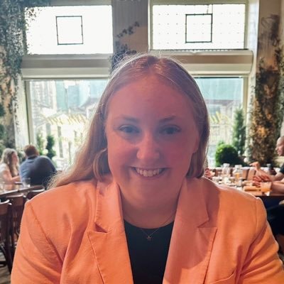 Engineer, orthopedics researcher, Broadway lover, sports fan, cooking TV enthusiast. @UMich alum. she/her🏳️🌈