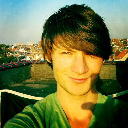 vergeyj's profile picture. Altijd benieuwd naar cultuur. VRT NWS