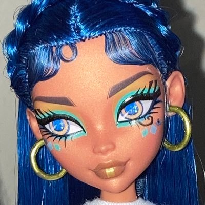 Shop pvinkstar creations dm to order// commissions open https://t.co/ilW2yYxmO7. mainly Nicki Minaj kiss of life and le sserafim