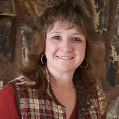 lynekgbug's profile picture. Certified Travel Agent ready to take you anywhere!