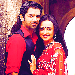 Follow us for all latest Arshi updates & also u can join us on Facebook :) http://t.co/f1B6G4qQez