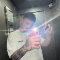 b (@luisburigo) 's Twitter Profile