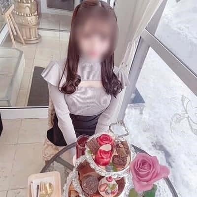 CamarilloL91560's profile picture. 受験生 // 156cm // 童貞狩りしてみたい // せふ欲しい // 食べ歩き好き //