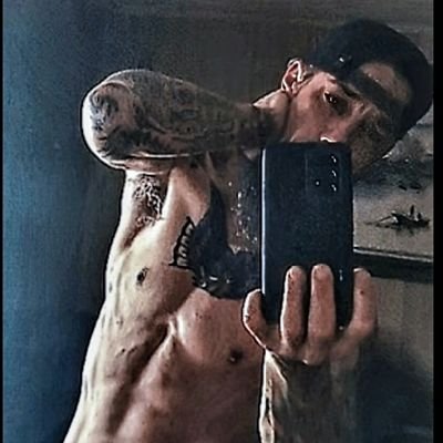 77CrizztoAB7's profile picture. 🖤~vibing to my own soundtrack~🖤