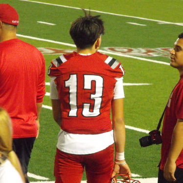 QB|29’| Sharyland Highschool| 6’0| 175lbs| 956-451-0137|E-Mail williamtaylorQB2029|