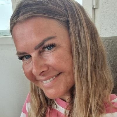 MonicaBarb25921's profile picture. I’m not verified, I can’t afford it. Simple as that.  I live on a fixed income. If any of you that are verified doesn’t want to chat with me, that’s your loss.