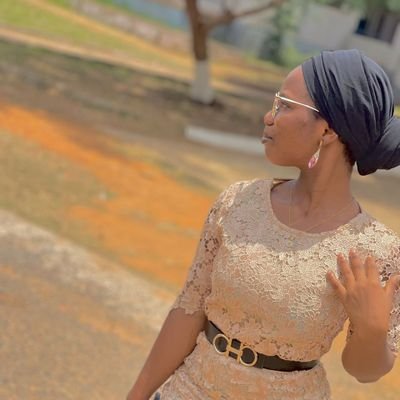 Shegu546811's profile picture. 