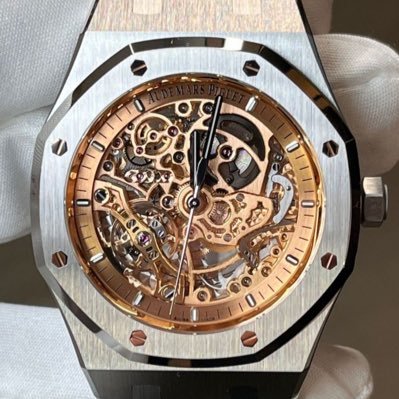 PlaytoWin4200's profile picture. 