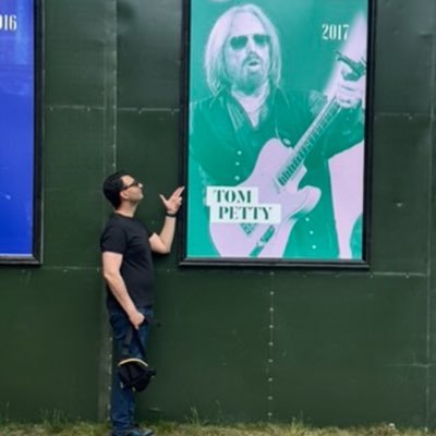 RezaAli1980's profile picture. Inside every lawyer is the wreck of a poet.