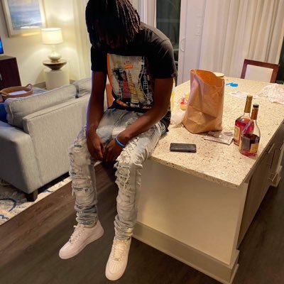 LegitSmo852's profile picture. instagram :@legitsmo