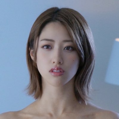 興味のあるお兄さんにいいねしてます♡ 恋愛相手受け付け中❤ 一旦メッセで待ってるよ