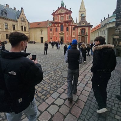 LuisSchm25's profile picture. MUC
19