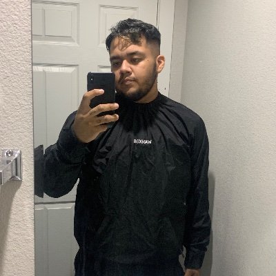 _Emanuelsanchz's profile picture. Everyone’s favorite last choice