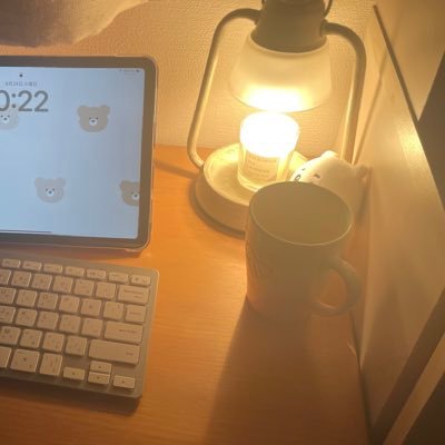 未経験からWebデザイン勉強中┃日中は地元企業にてフル稼働(_*òωó)_┃Webデザ勉強中の仲間と繋がりたい┃WithComi┃カフェ巡り好き┃自分の頑張りを目に見えて残したいキロクアカ┃勧誘等DMお断り・返信しません┃
