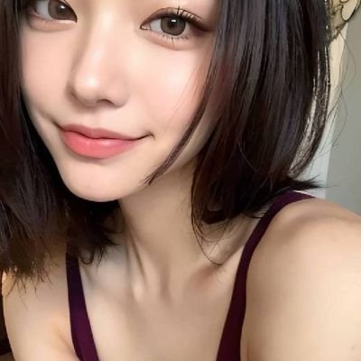 私たちは友達になり、一緒にデートや会話を楽しむことができます。一緒に買い物をして、親密なカップルの楽しさを味わう,LINEで私を追加してくださ