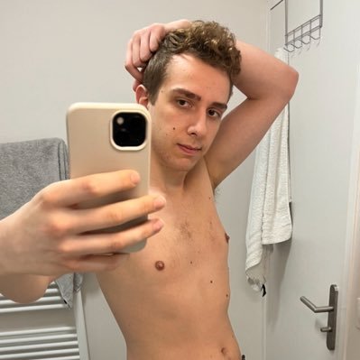 NSFW je montre mon cul ma bite sans censure et je fais du porno