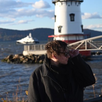 SashaStavros's profile picture. 