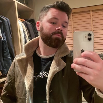 28 from Bristol. Instagram: Luffers95 Snapchat: duffchin.